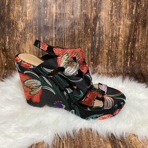 torrid | Floral Brocade Platform Wedges Size 8.5